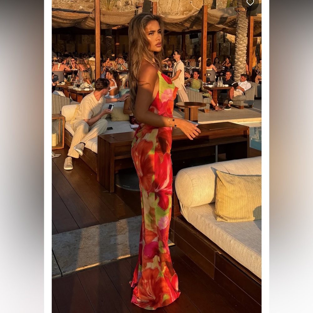Falling into your maxi dress tropical bloom white fox dress